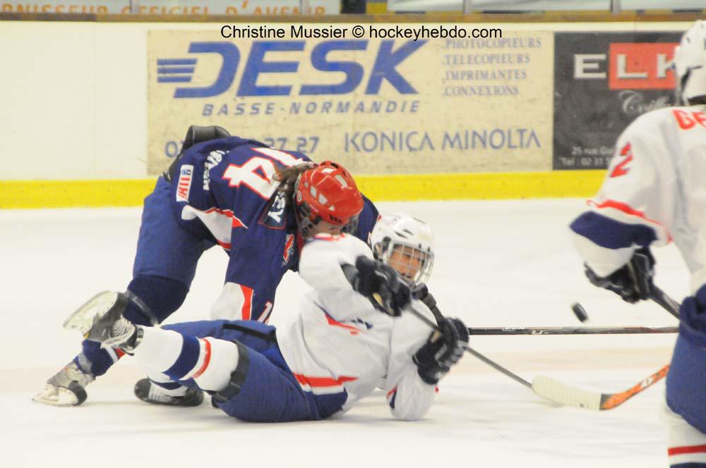 Mondial Féminin : France vs Grde Bretagne — Reportage