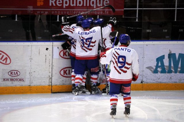 Photo hockey match Boulogne Billancourt - Compiègne le 15/04/2011