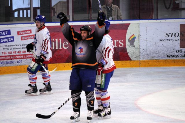 Photo hockey match Boulogne Billancourt - Compiègne le 15/04/2011
