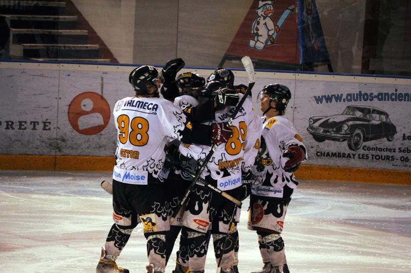 Metz 8 - 1 Tours 