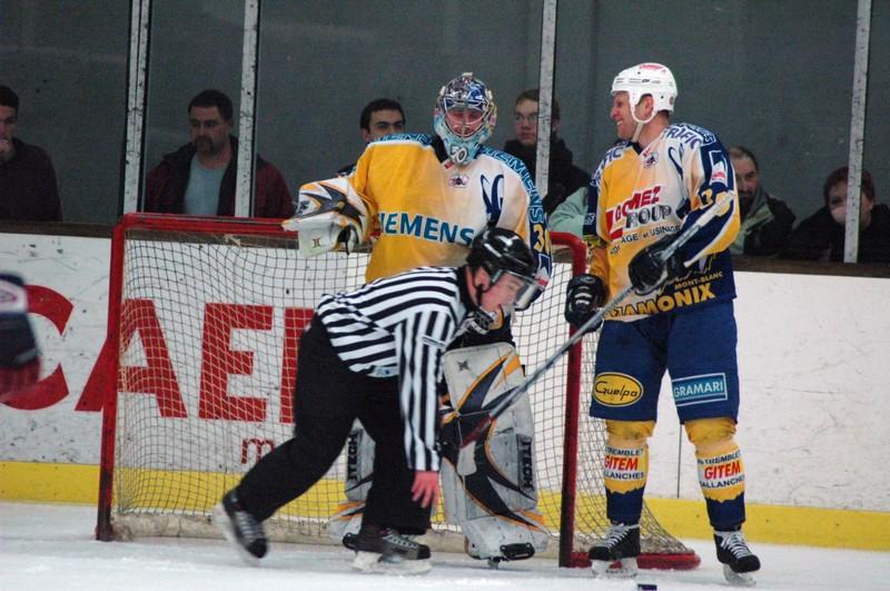 Caen  5 - 3 Chamonix 
