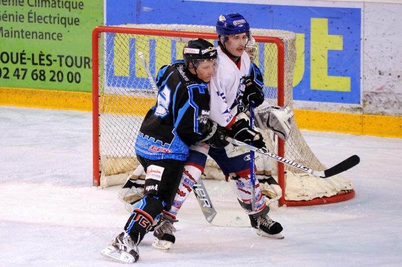 Tours  2 - 4 Compiègne