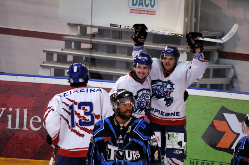 Tours  2 - 4 Compiègne