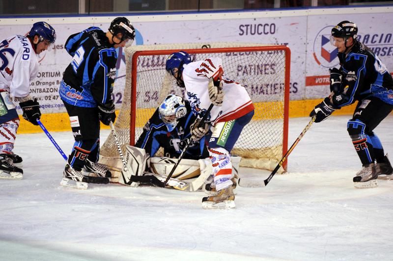 Tours  2 - 4 Compiègne