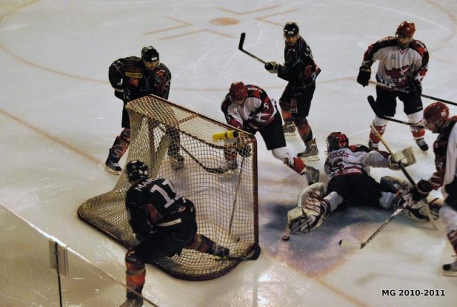 Photo hockey match Bordeaux - Neuilly/Marne le 20/04/2011