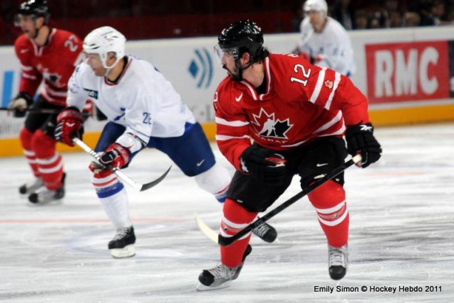 Photo hockey reportage France Canada : Vu par Emily