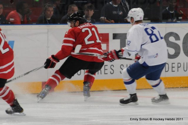 Photo hockey reportage France Canada : Vu par Emily