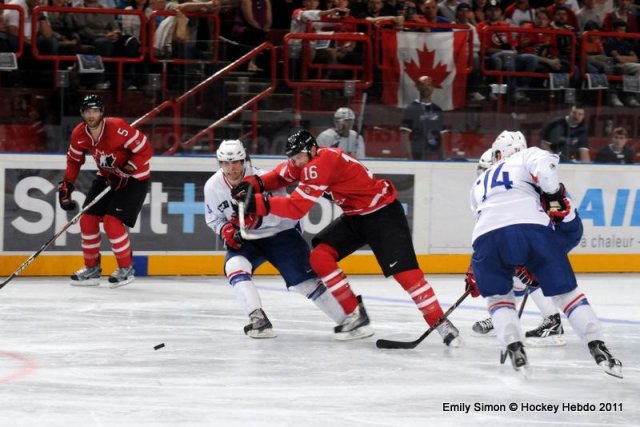 Photo hockey reportage France Canada : Vu par Emily