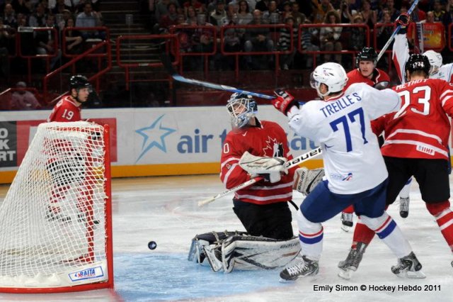 Photo hockey reportage France Canada : Vu par Emily