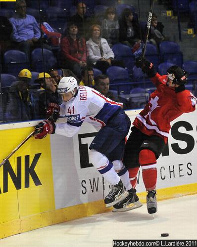  Mondial 11: La Suisse sur le fil ! — Reportage