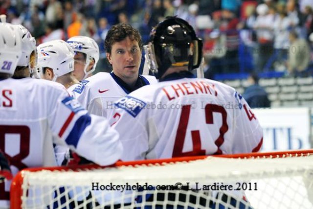 Photo hockey reportage Mondial 11: La France trop tendre !