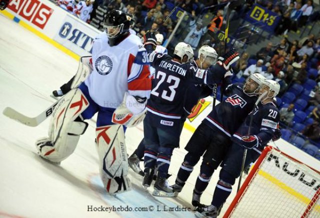 Photo hockey reportage Mondial 11: Les Etats-Unis passent
