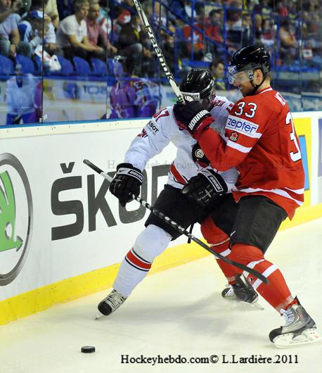 Mondial 11: Le Canada accroché ! — Reportage