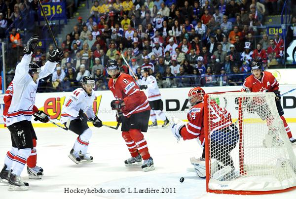 Mondial 11: Le Canada accroché ! — Reportage