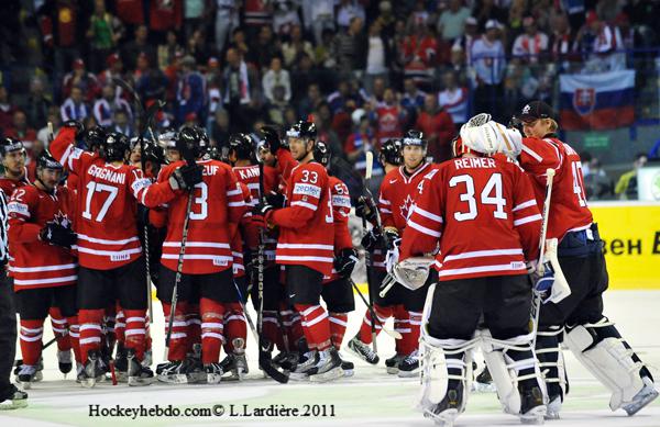 Mondial 11: Le Canada accroché ! — Reportage