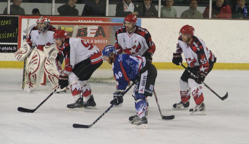Brest  3 - 5 Neuilly/Marne