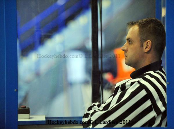 Mondial 11: Les Bleus battus — Reportage