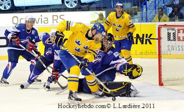 Mondial 11: Les Bleus battus — Reportage