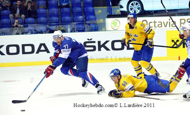 Mondial 11: Les Bleus battus — Reportage