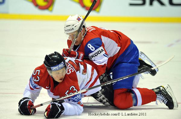 Mondial 11: Le Canada se fait peur ! — Reportage