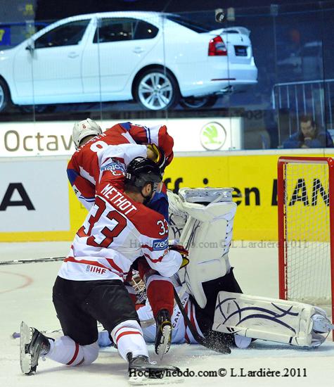Mondial 11: Le Canada se fait peur ! — Reportage