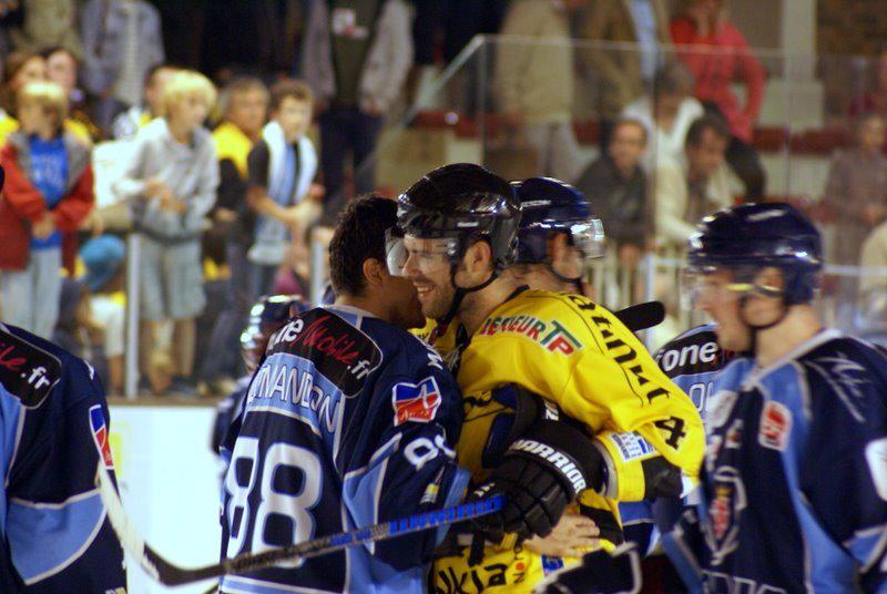 Angers vs Rouen en amical — Reportage
