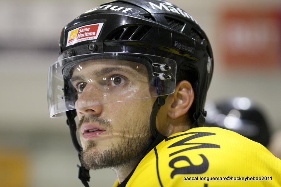 ROUEN  vs NEUILLY en amical
