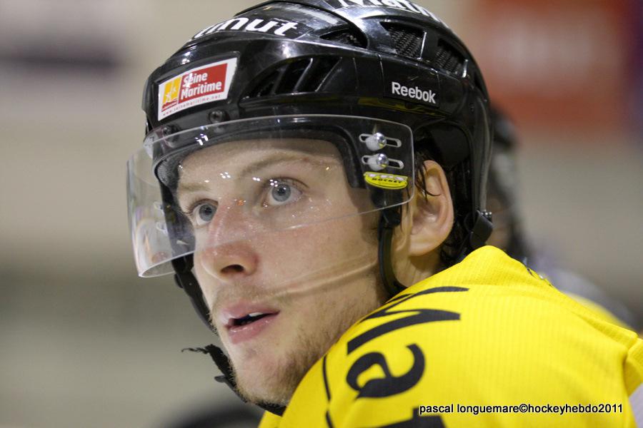 ROUEN  vs NEUILLY en amical