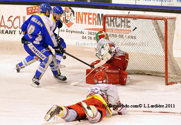 Villard - Mt Blanc : 8-4 — Reportage