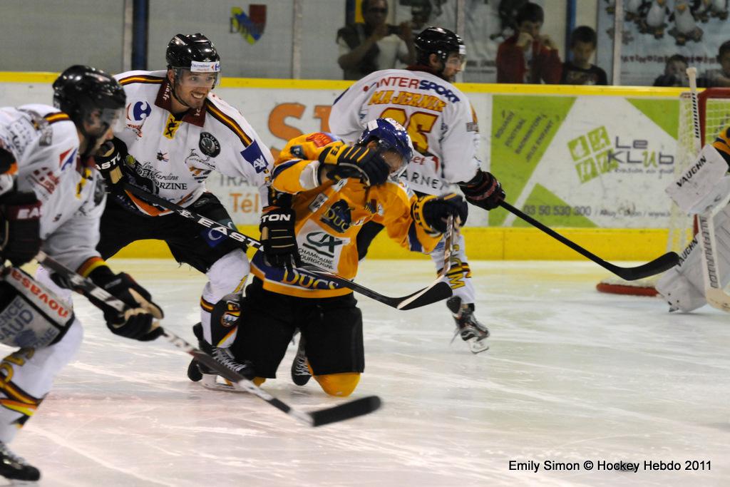 Amical : Dijon vs Morzine — Reportage