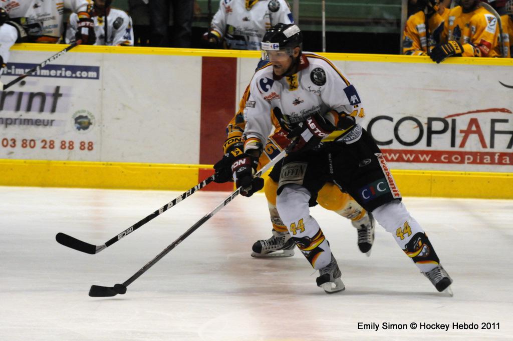 Amical : Dijon vs Morzine — Reportage