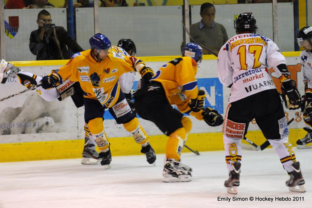 Amical : Dijon vs Morzine — Reportage
