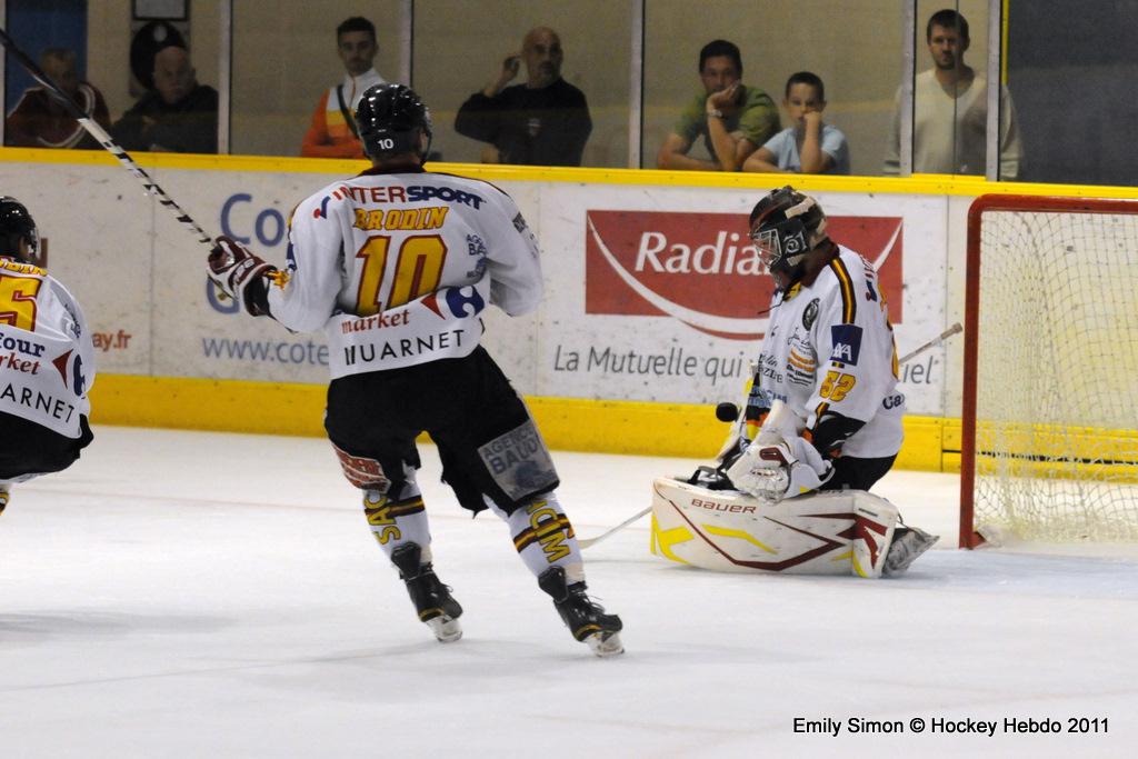 Amical : Dijon vs Morzine — Reportage