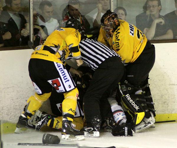 Amical : Amiens - Rouen en images — Reportage