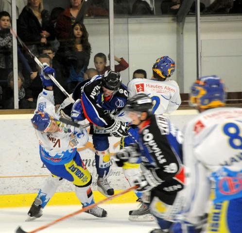 Caen  2 - 2 Gap 