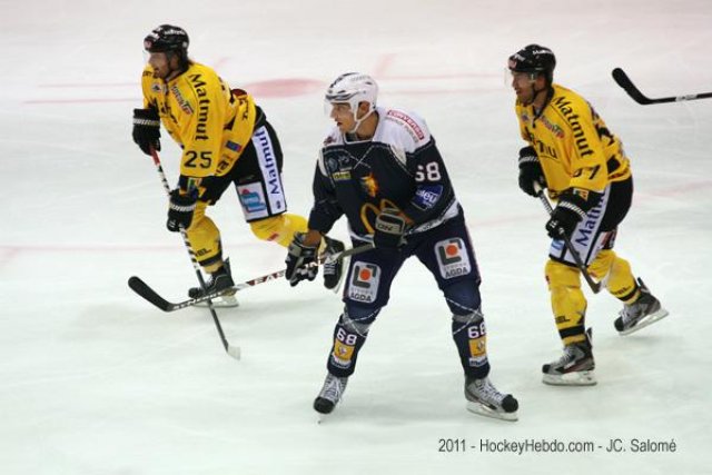 Photo hockey reportage Grenoble terrasse le Dragon