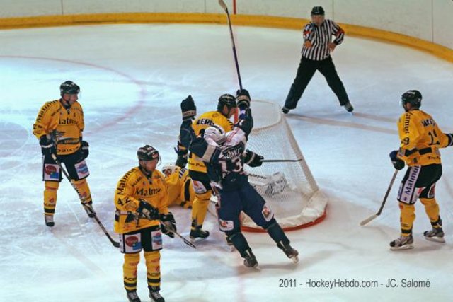 Photo hockey reportage Grenoble terrasse le Dragon