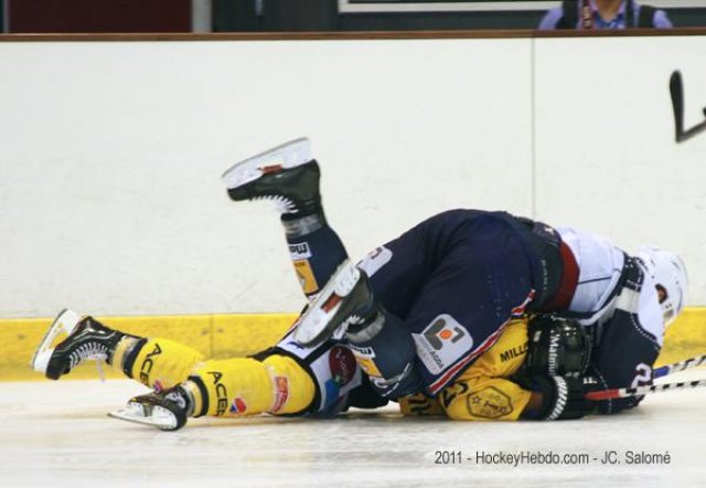 Photo hockey reportage Grenoble terrasse le Dragon
