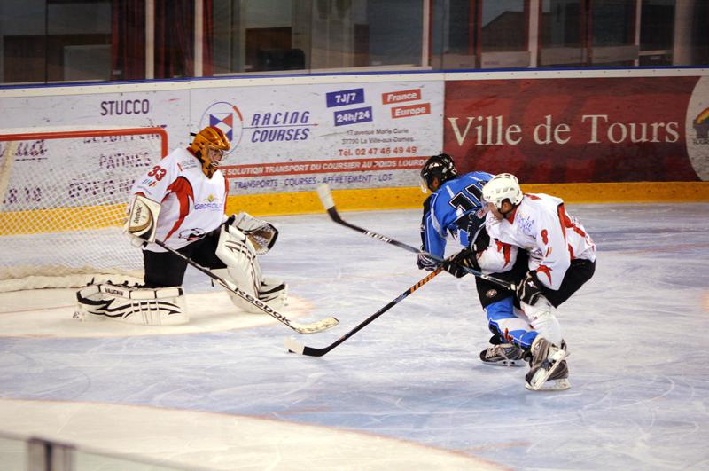 Amical : Tours - La Roche/Yon — Reportage