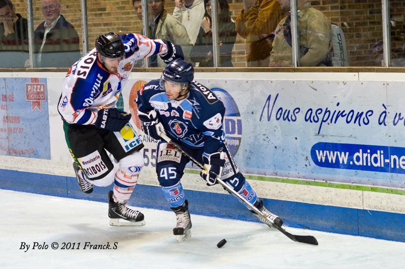 Angers  6 - 3 Caen 
