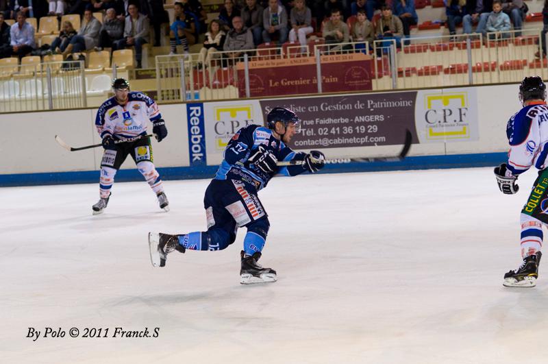 Angers  6 - 3 Caen 