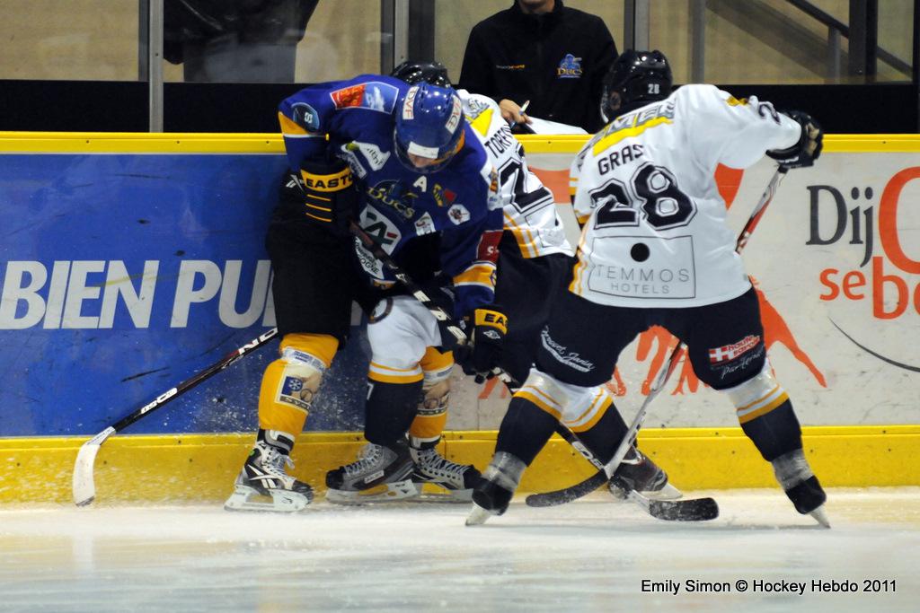 Dijon  4 - 6 Chamonix 