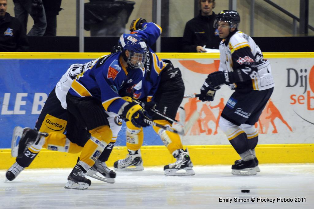 Dijon  4 - 6 Chamonix 
