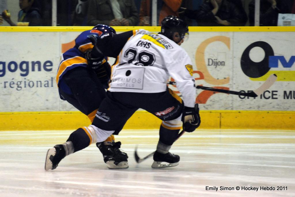 Dijon  4 - 6 Chamonix 