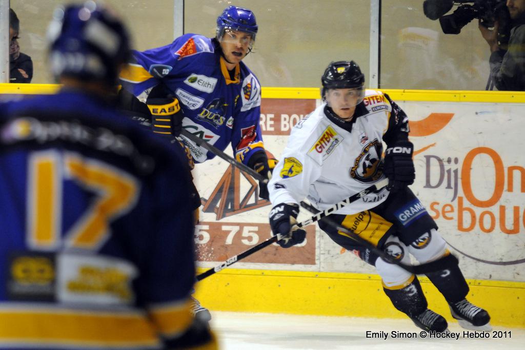 Dijon  4 - 6 Chamonix 