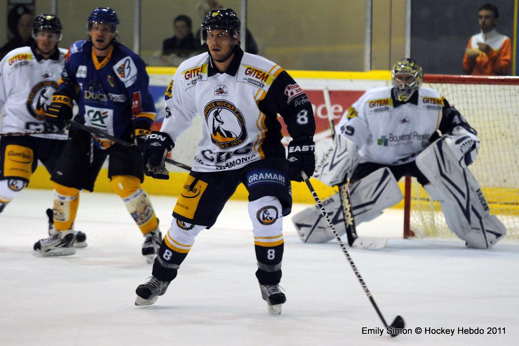 Dijon  4 - 6 Chamonix 