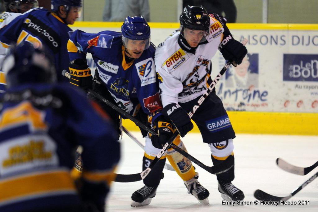 Dijon  4 - 6 Chamonix 