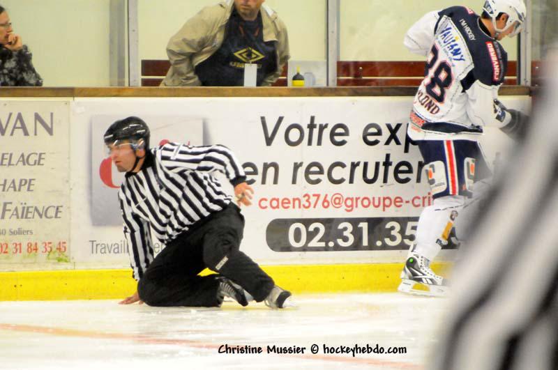 Caen  2 - 4 Grenoble 