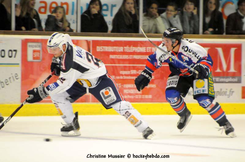 Caen  2 - 4 Grenoble 