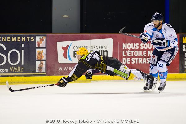 Strasbourg  2 - 4 Angers 